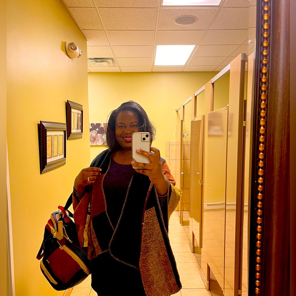 Meet your Posher, Sherra